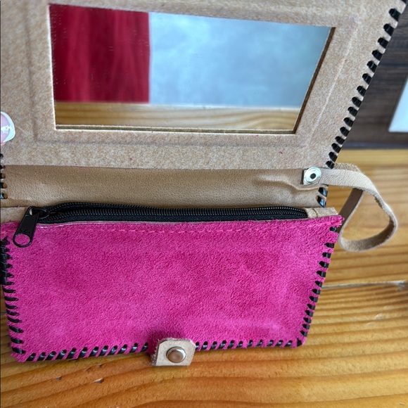 Handmade Pink Suede Wallet - Picture 3 of 4